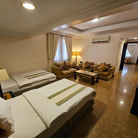 Garden Hotel Muscat By Royal Titan Group מראה חיצוני תמונה