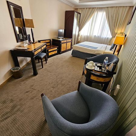 Garden Hotel Muscat By Royal Titan Group מראה חיצוני תמונה