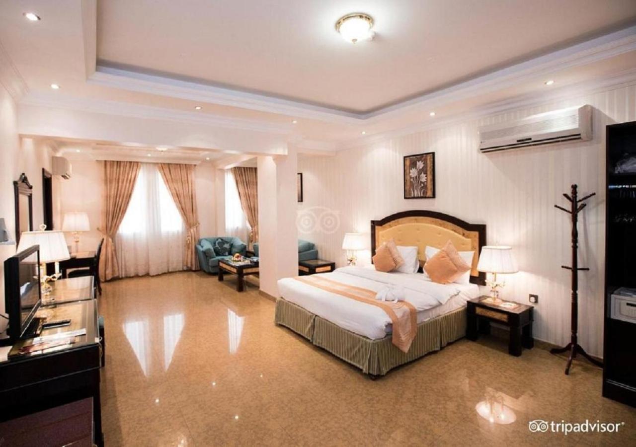 Garden Hotel Muscat By Royal Titan Group מראה חיצוני תמונה