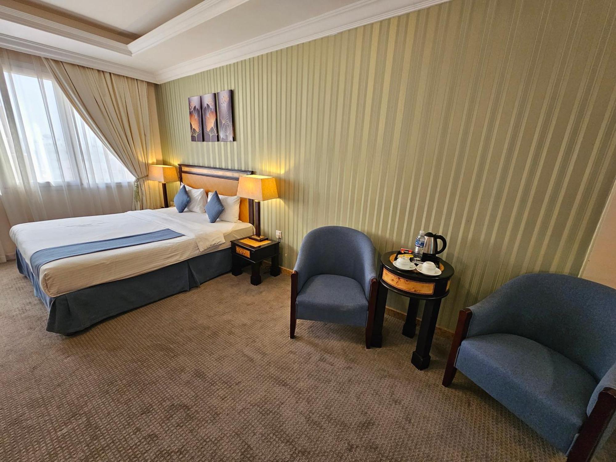 Garden Hotel Muscat By Royal Titan Group מראה חיצוני תמונה